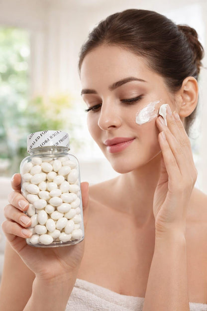 Whitening Capsules - 200 Pcs Bottle - oraglowpk