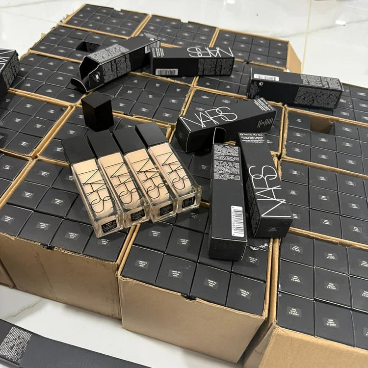 NARS Natural Radiant Longwear Foundation - oraglowpk